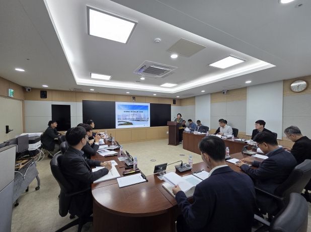 경북교육청, 안강중학교 그린스마트스쿨 중간설계협의회 개최(학생이 꿈꾸는 미래학교, 지역이 함께 만드는 배움터)(중간설계협의회 모습)