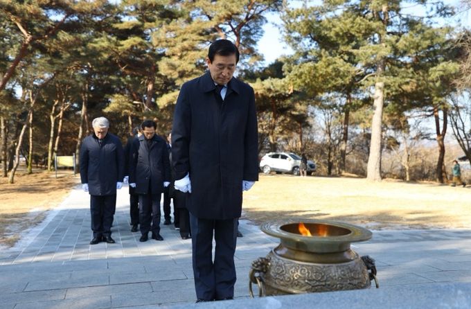 조길형 충주시장 퇴임식(충혼탑참배)