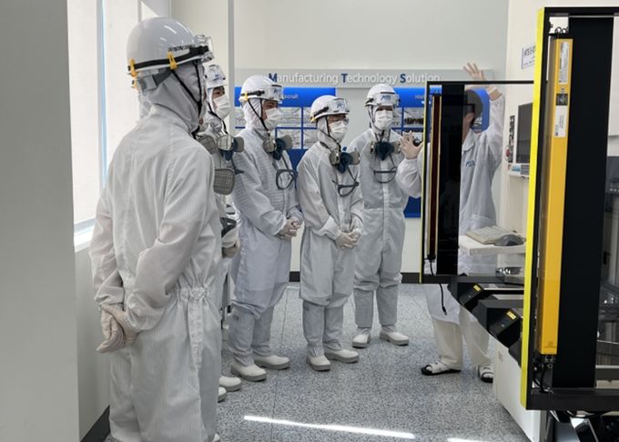 ‘직업계고 채용 연계형 직무교육과정 지원사업’에 참여한 전남 직업계고 학생들이 현장 직무 교육을 받고 있다.